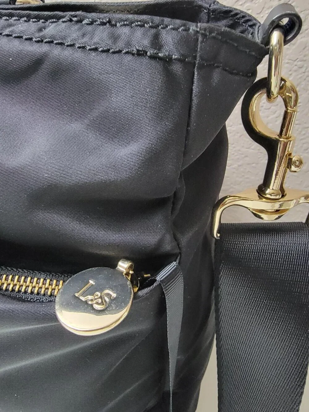 Lo & Sons L&S Black Nylon Laptop Tote Bag Work Travel Crossbody Gold Hardware